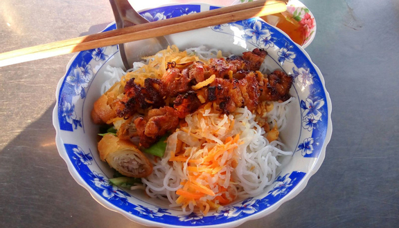 Bún Thịt Nướng - Phùng Văn Cung