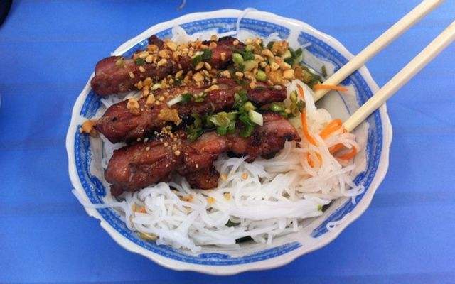 Bún Thịt Nướng Nam Quốc