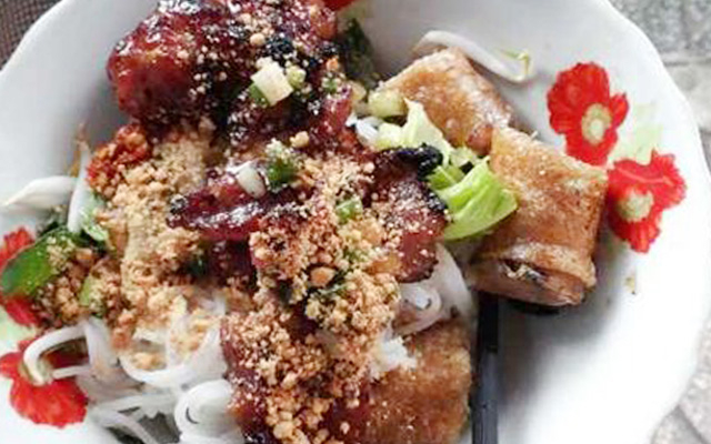 Bún thịt nướng