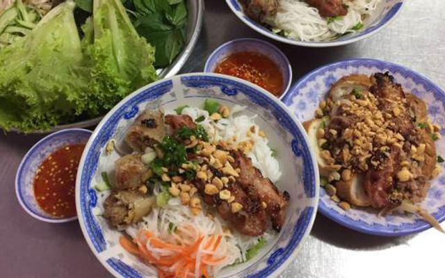 Bún Thịt Nướng & Bánh Hỏi - Thương Xá Đồng Khánh
