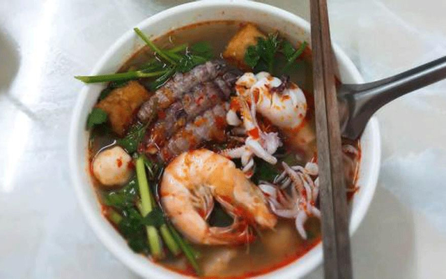Bun Thai Ni