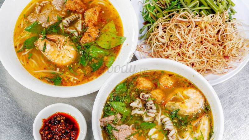 Bún Thái - Hồ Thị Kỷ