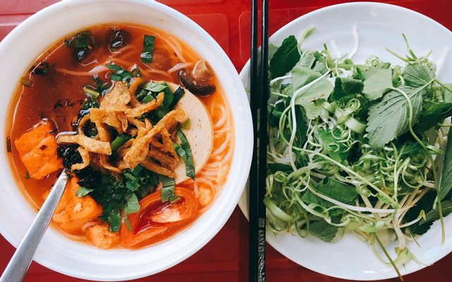 Bún riêu cua xương