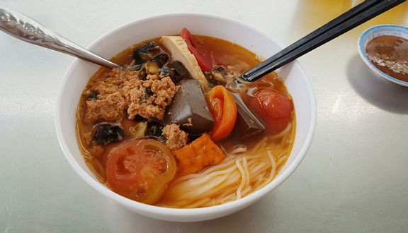Bún Riêu Cua Ốc Chả & Cơm Văn Phòng - Đường Số 4