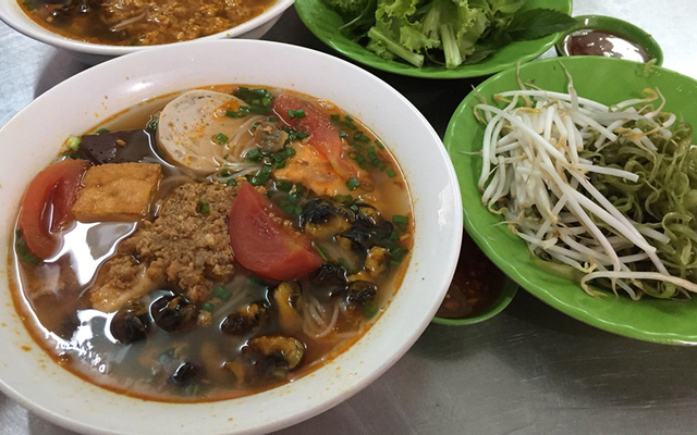 Canh bún