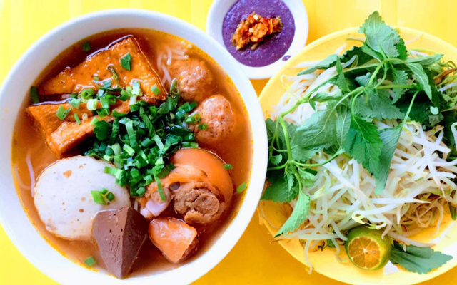 Bún Riêu & Bánh Canh Hà Lan