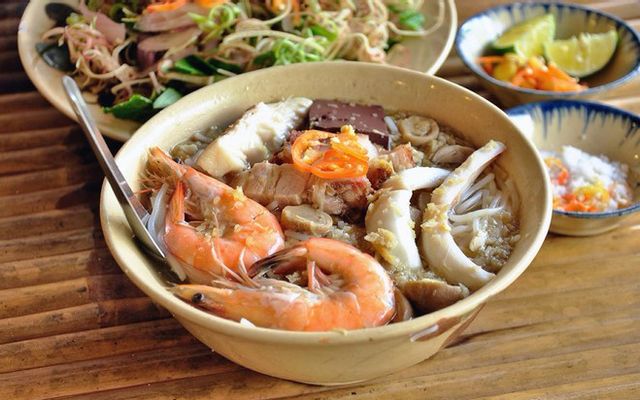 Bún Nước Lèo Trà Vinh