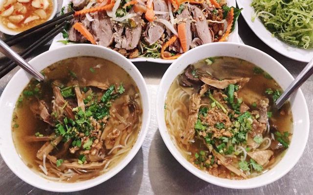 Bún Măng Vịt & Miến Gà