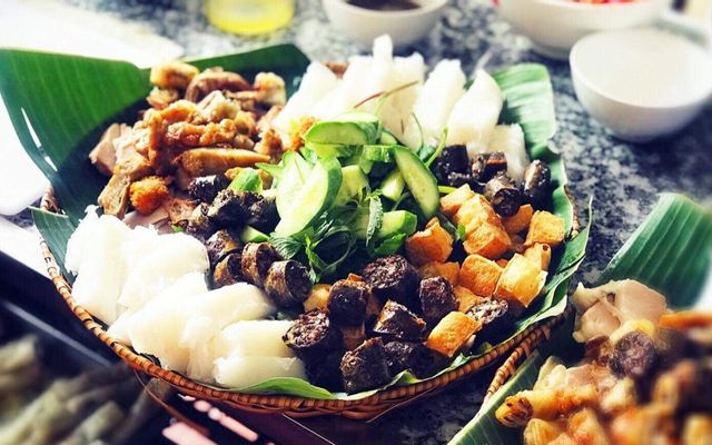 Bún đậu thịt chả cốm