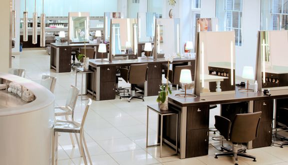 Hòa Ân Hair Salon - Lý Nam Đế