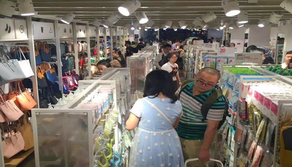 Miniso - Siêu Thị Đồ Dùng - Hàng Ngang