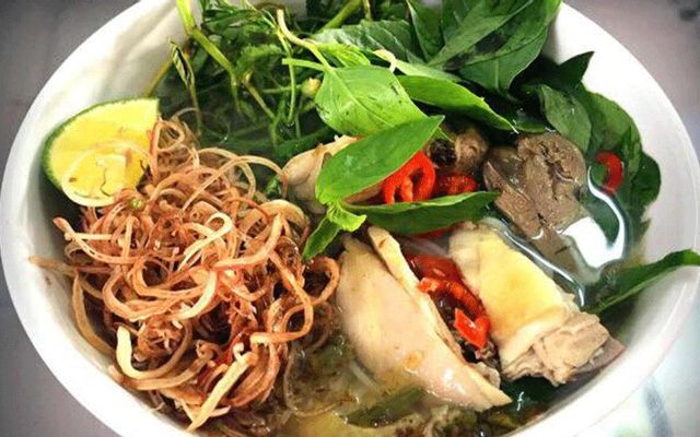 Trâm Lá - Bún Gà Chanh Ớt