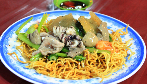 Tiệm Ăn Phong Ký - Cơm & Mì Xào