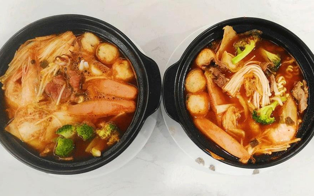 Combo 4: Mì cay ba chỉ heo xông khói + Trà sữa không topping 250ml