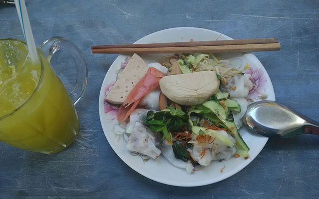Quê Hương - Bánh Cuốn Nóng