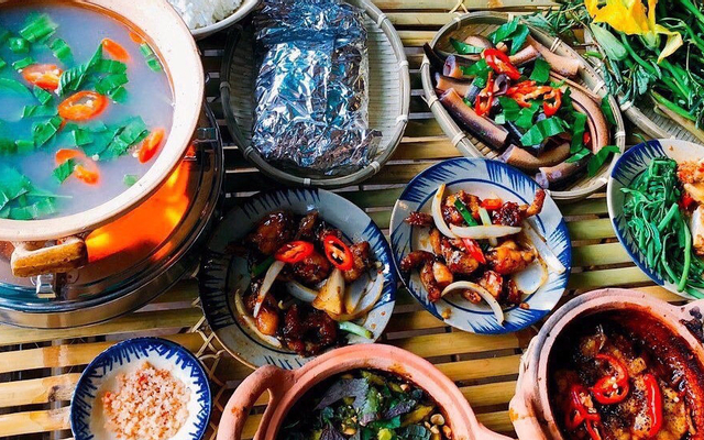 Quán Cơm Ếch 30K - Ngô Sĩ Liên