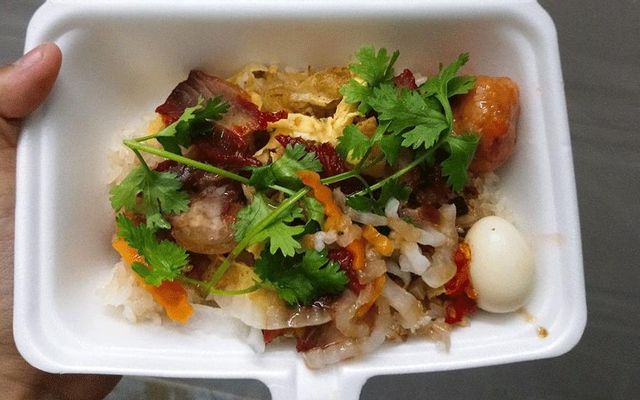 Phương - Xôi Gà Xá Xíu & Bánh Mì