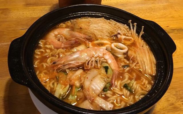 Mì Cay Omega - Trần Hưng Đạo