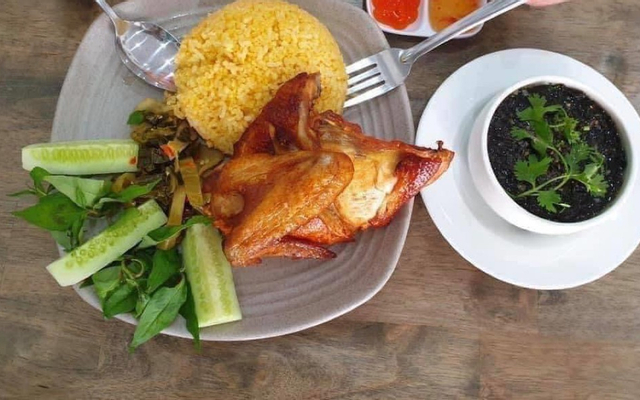 Cơm Gà Gia Hân