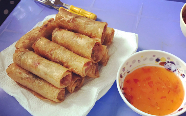 Bún chả giò