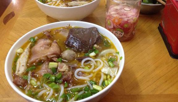 Bún Bò Huế - Nguyễn Thượng Hiền