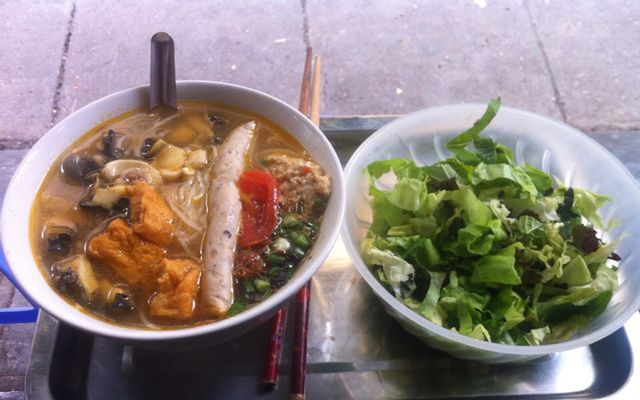 Mì riêu cua ốc