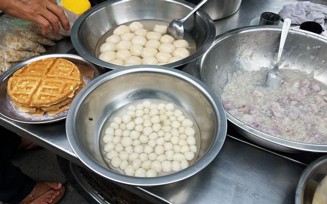 Chè Trôi Nước & Chè Chuối - Nguyễn Đức Cảnh