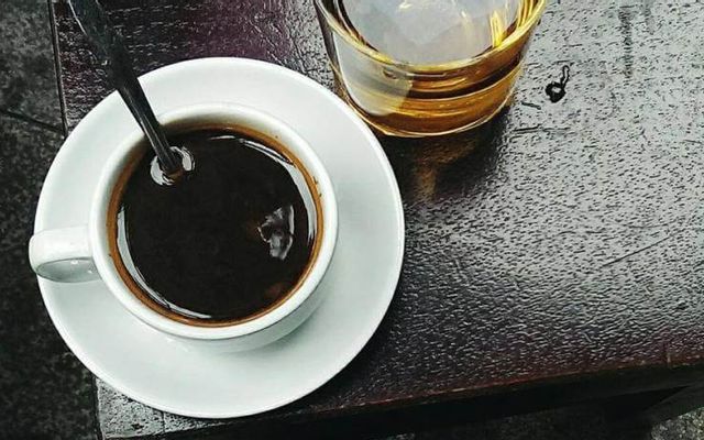 Cà Phê Hồ Bơi Ông Đề