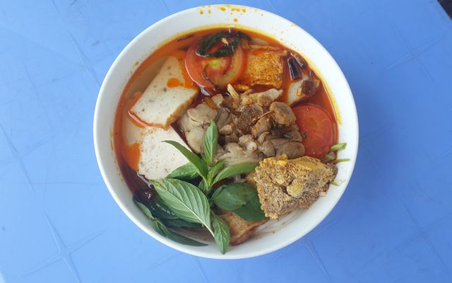 Bún riêu chả