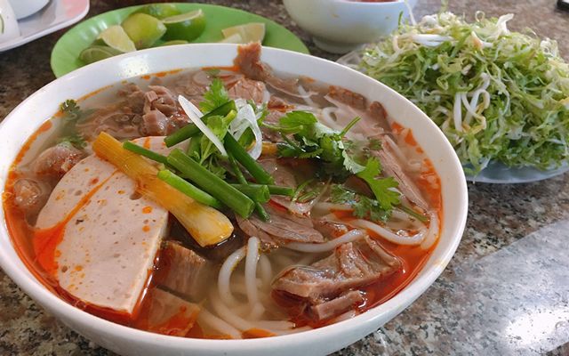 Bún Bò Huế Hoa