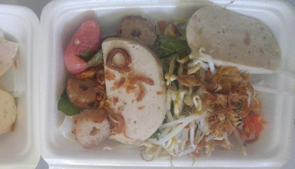 Bánh Ướt & Bún Thịt Xào Hẻm 51