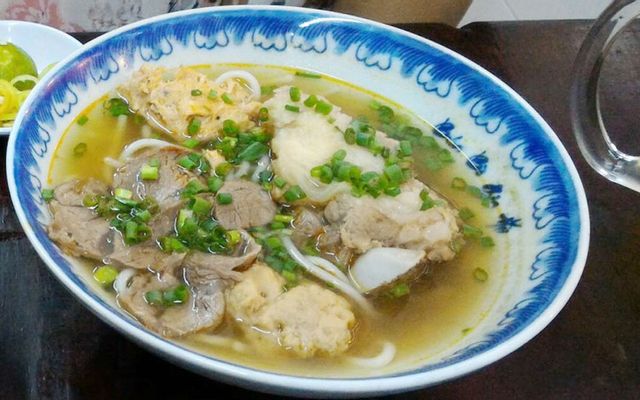 Bún Gân Chả