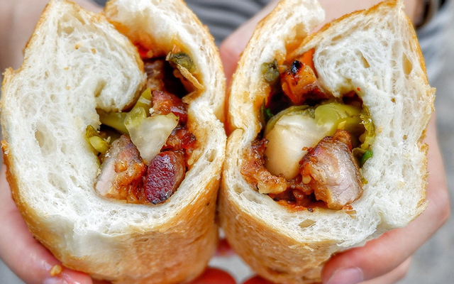 Bánh Mì & Xôi Mặn - Trần Việt Châu
