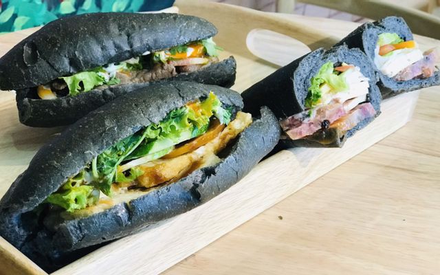 Bánh Mì Không - 343 Nguyễn Văn Cừ