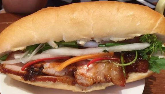 A Tân - Bánh Mì Xá Xíu