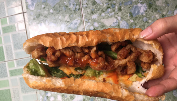 1.0.2 - Bánh Mì Chả Cá Nóng