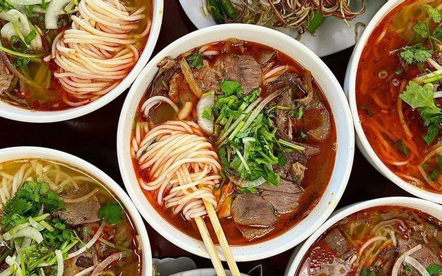Bún Bò - 45A Nguyễn Thông