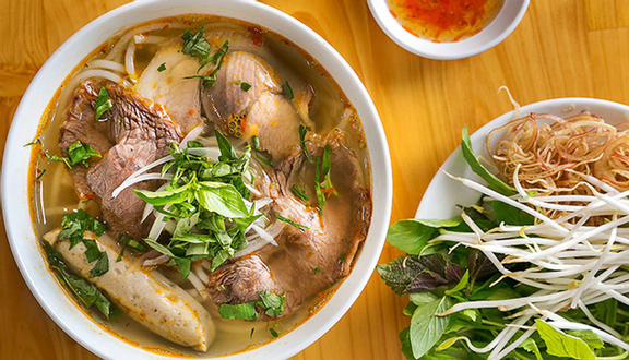 Bún Bắp Bò - Hoa Đào