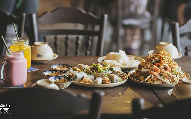 Bụi Kitchen - Cafe & Cơm Gia Đình