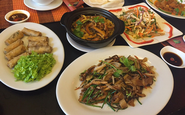 Khoai Môn Chiên Mè