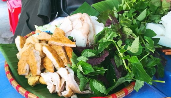 Thi Hương - Bún Đậu Mẹt & Giả Cầy