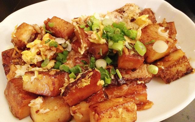 Bánh lọt chiên trứng