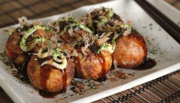 Takoyaki nhân tôm nguyên con