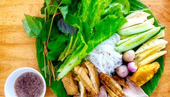 Bún đậu đặc biệt: Dồi Sụn + Chả Cốm+ Thịt Bắp Giò+Đậu Hủ+ Nem Rán + Cà Pháo - Phần 2 người