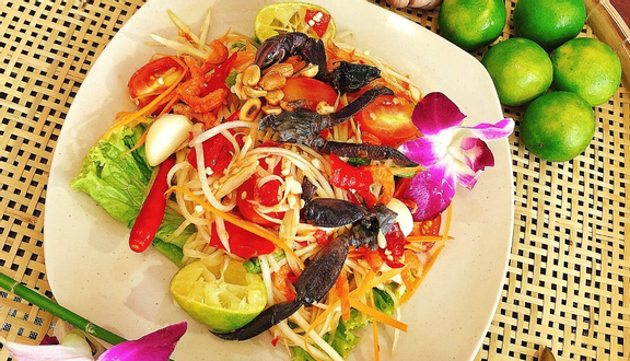 Chân Gà Sốt Thái