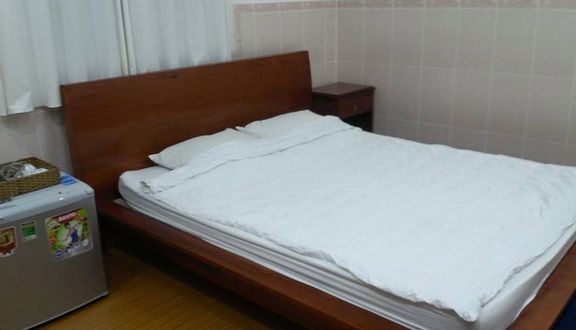 Nguyên Phúc Hotel