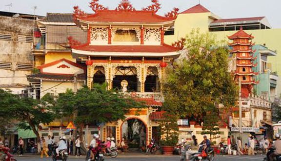 Chùa Phật Học - Hòa Bình