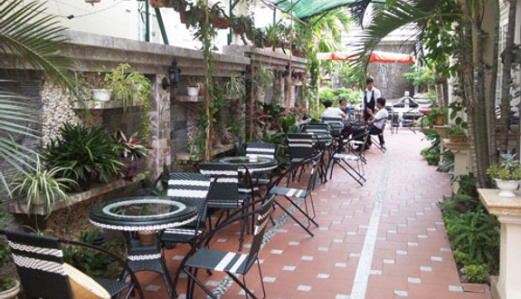 Valley Cafe - Ngô Gia Tự
