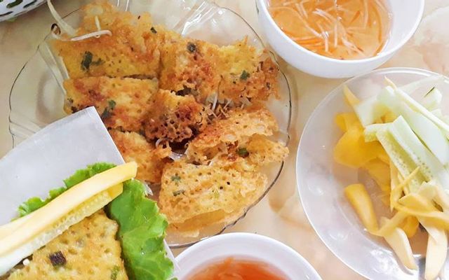 Thu - Bánh Xèo