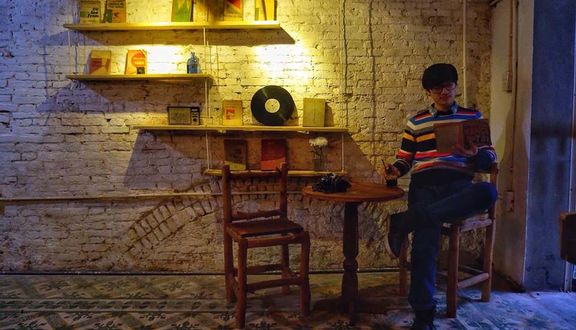 Rec 16 Coffee Studio